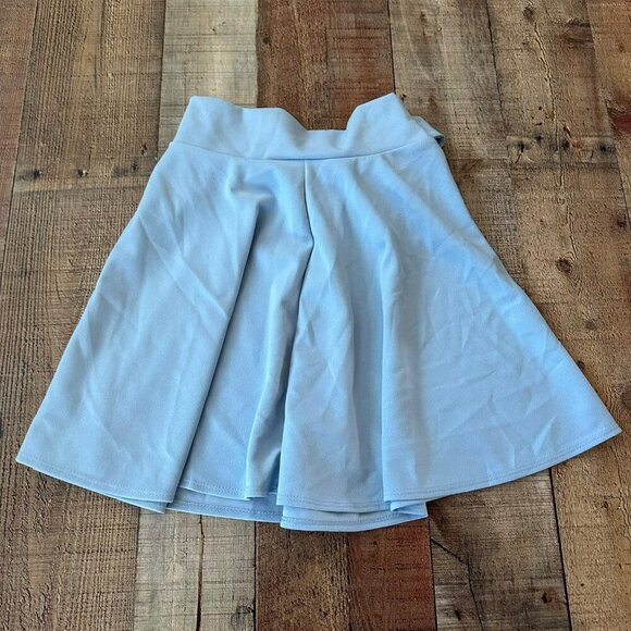 Light Blue Skater Skirt With Bow Accent Elastic Waistband Sensational Collection - Picture 8 of 8